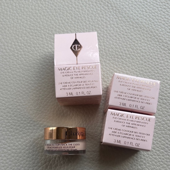Charlotte Tilbury travel size Set - Picture 3 of 4